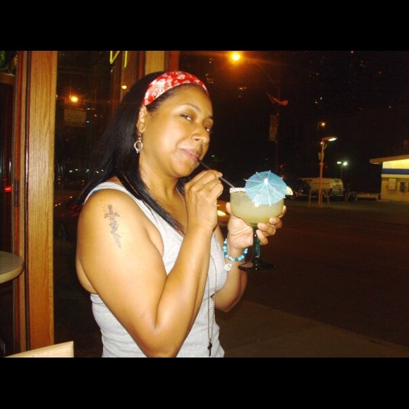 Meet your Posher, DarkBeauty - Picture 5 of 8